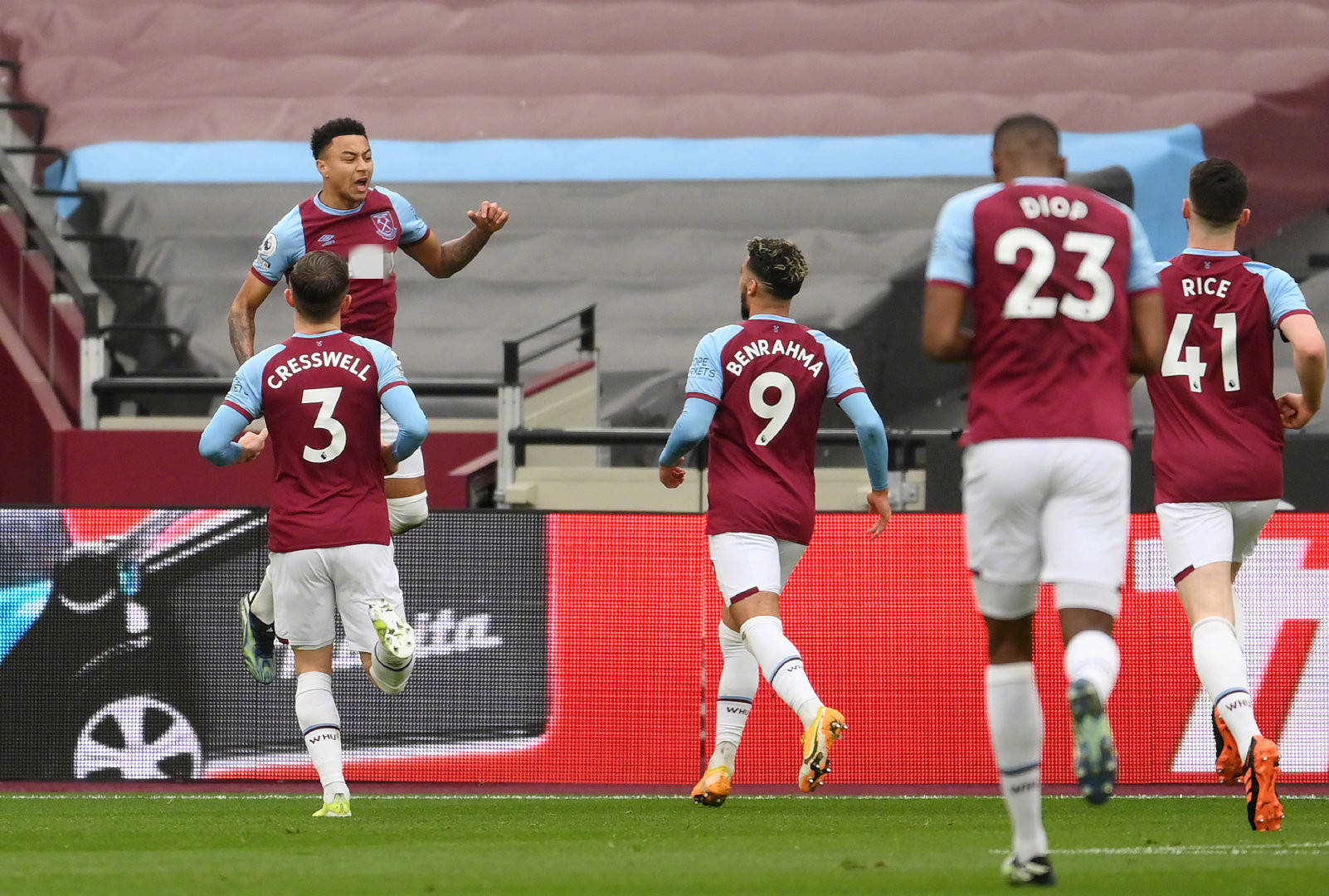 激励着每一 激励着每一