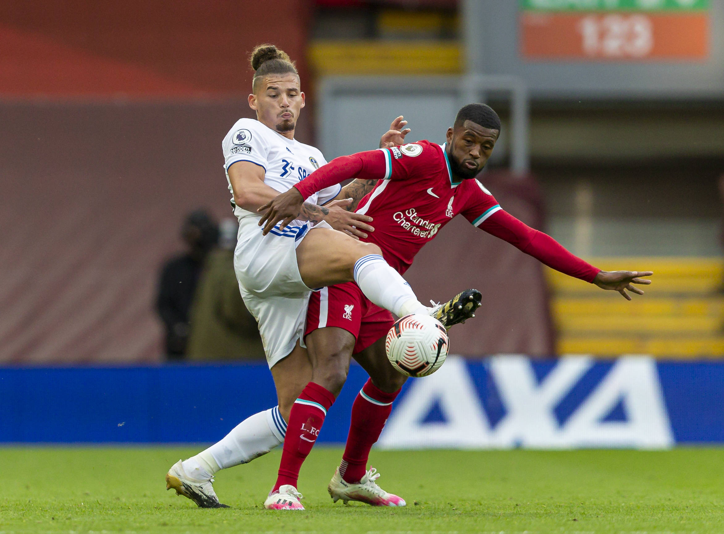 他对每一位 他对每一位